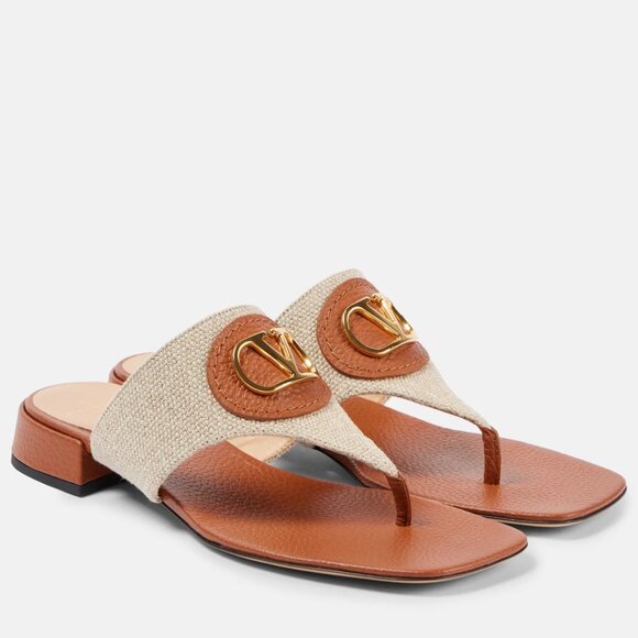 Valentino V Logo VLOGO Signature T Strap Thong Slide Sandals Mules Shoes - Picture 1 of 16
